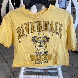 Cropped Graphic tee sz s